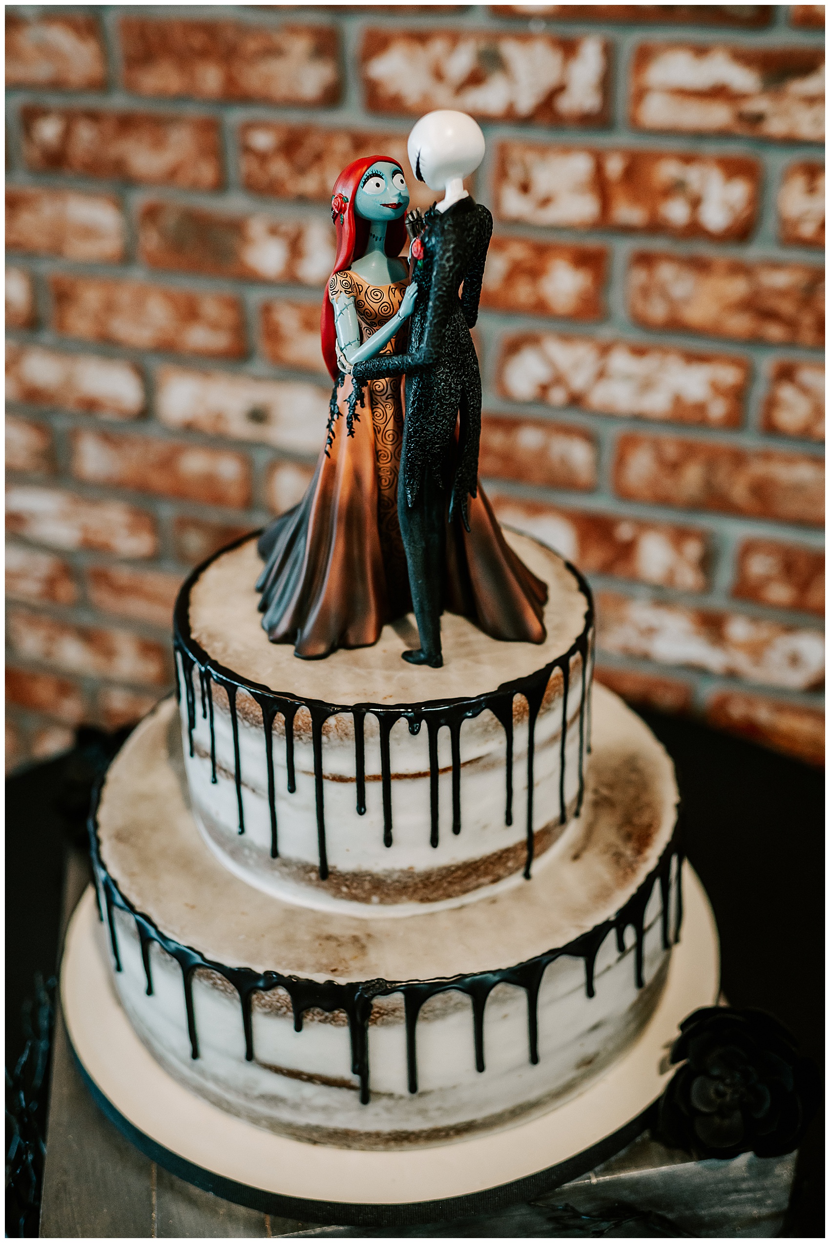 Bride and groom's cake at Canvas Lake Nona Wedding